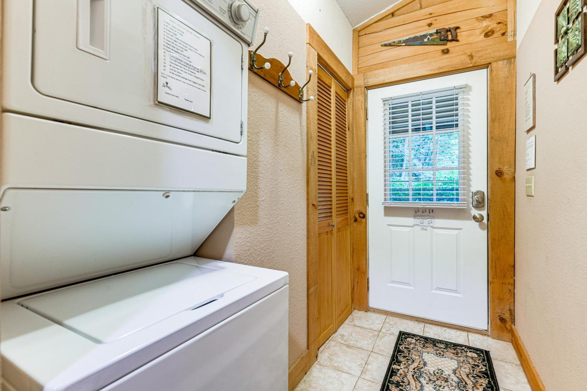 Serene Maggie Valley Retreat With Deck And Hot Tub! Екстериор снимка